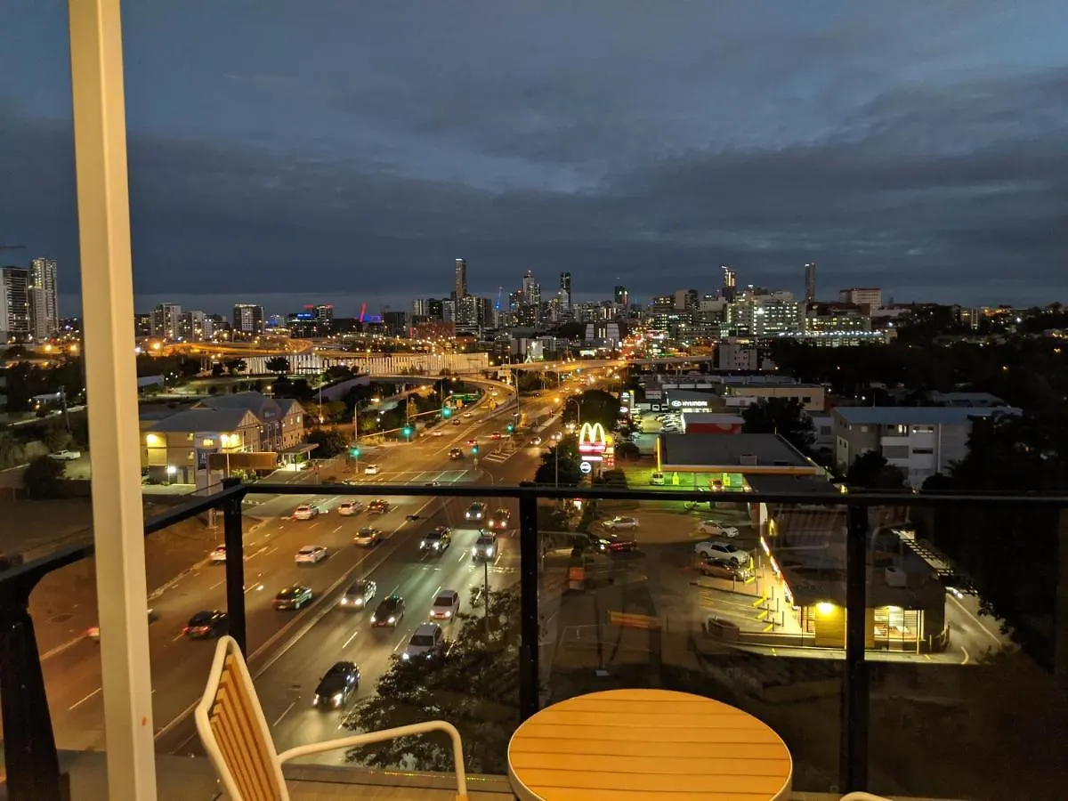 The Windsor, Hotel Rooms And Apartments, Brisbane Aparthotel